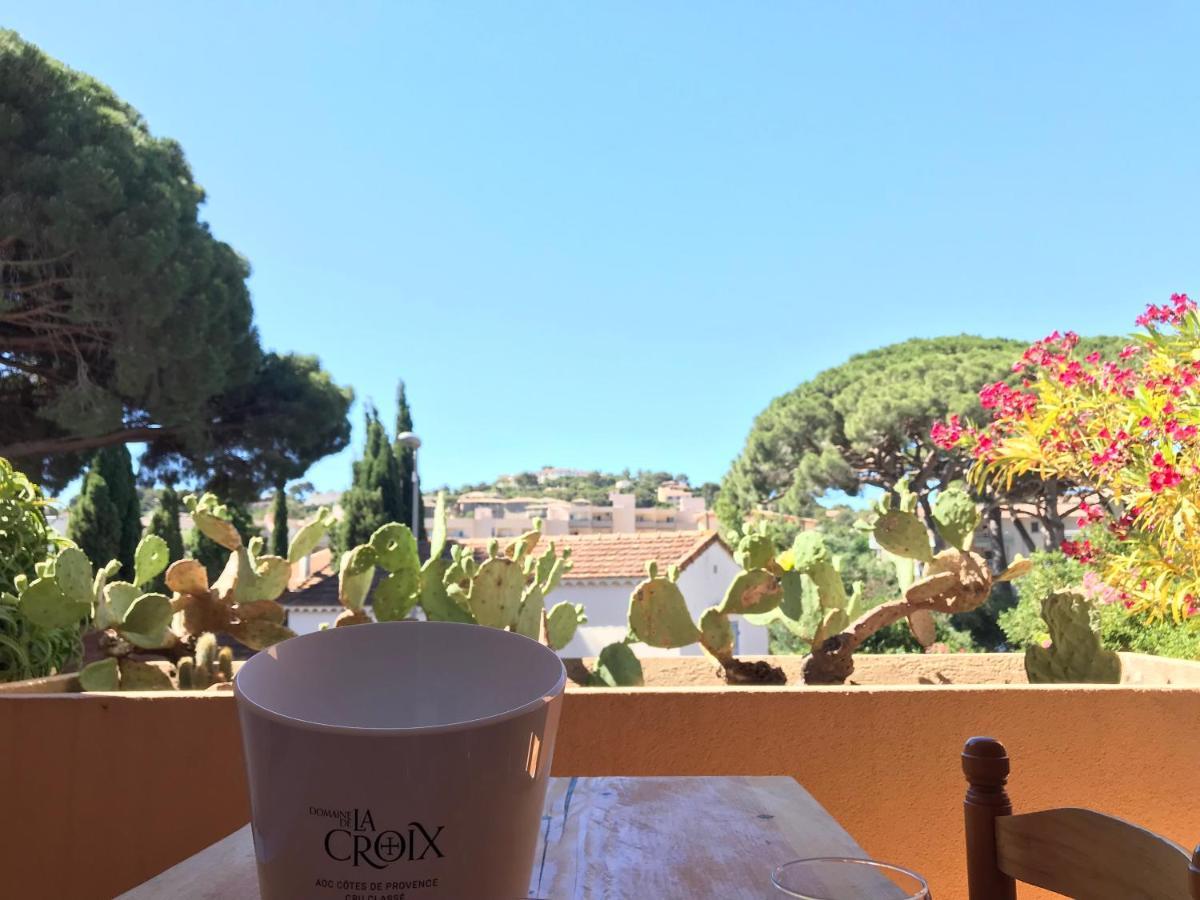 Cosy Deux Pieces Pour 4 Personnes En Centre Ville Classe Cavalaire-sur-Mer Exterior photo